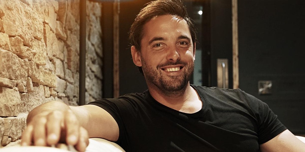 Tom Cary (@tomcarymusic) on Twitter photo Grab your tickets now to a very special show - the stage is set, the band is ready and we are raring to go for an intimate evening of country music at  <a href="/OldBakeryTruro/">Old Bakery Studios #Truro</a>  <a href="/tomcarymusic/">Tom Cary</a> 
Simply click here now and grab them while you can:
bit.ly/3Gnxv7A
#countrymusicuk ... Grab your tickets now to a very special show - the stage is set, the band is ready and we are raring to go for an intimate evening of country music at  <a href="/OldBakeryTruro/">Old Bakery Studios #Truro</a>  <a href="/tomcarymusic/">Tom Cary</a> 
Simply click here now and grab them while you can:
bit.ly/3Gnxv7A
#countrymusicuk ...