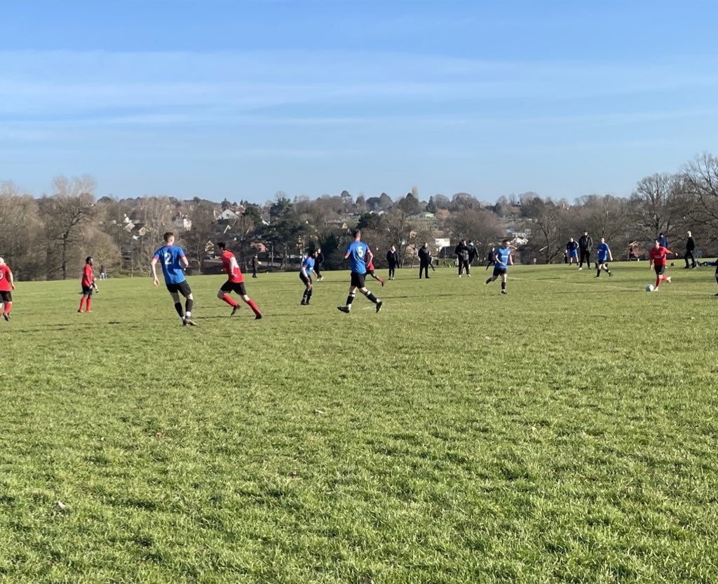 8 BARRELS THREE POINTS CLEAR🛢
UPTON AND HATTS STILL FIGHTING FOR TOP SPOT👏, 
TOVE VALLEY STILL CLEAR AND AFC SPINNEY CRUISE.⚽️⚽️

Have a read of my review of this weekends football in the @NeneLeague . 

pennystalking.blogspot.com/2022/02/8-barr…

#SundayLeague <a href="/ChronandEcho/">Northampton Chron</a> <a href="/ntfc/">Northampton Town</a> <a href="/chronsport/">Northampton Sport</a>