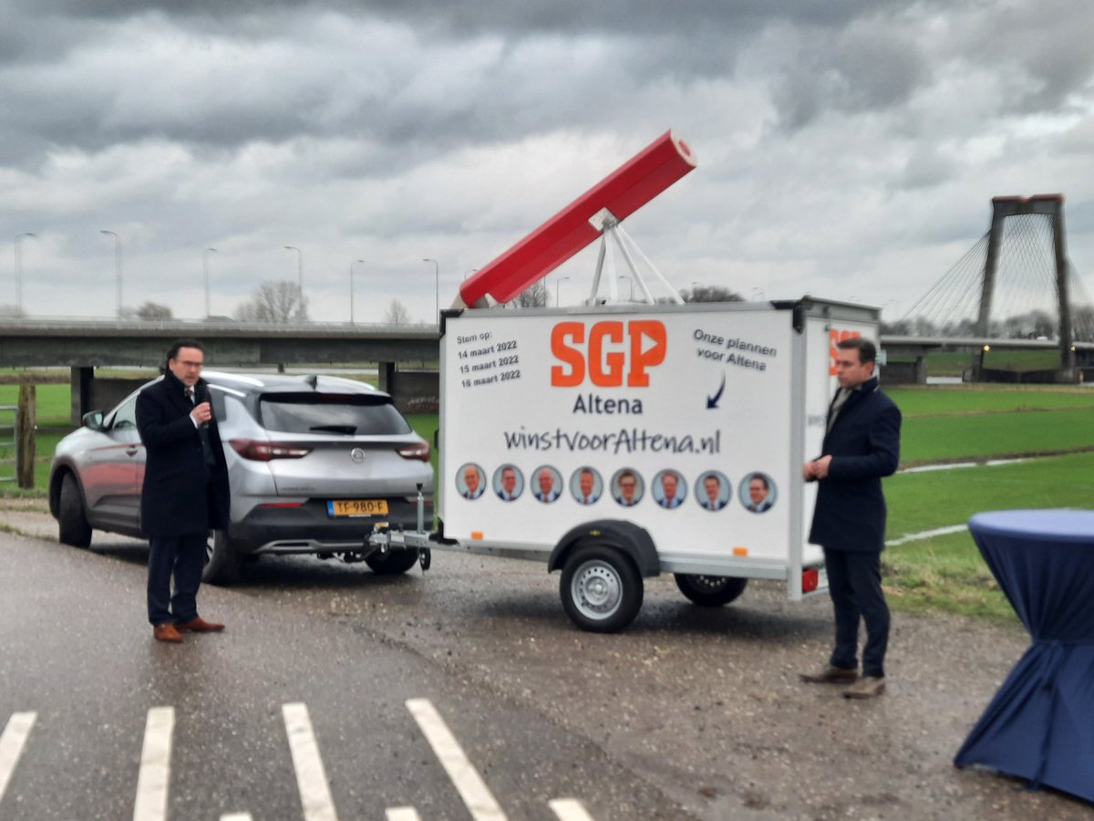 Zojuist de verkiezingsaanhanger <a href="/SGPAltena/">SGP Altena</a> onthuld door <a href="/chris_stoffer/">Chris Stoffer</a> #winstvoorAltena