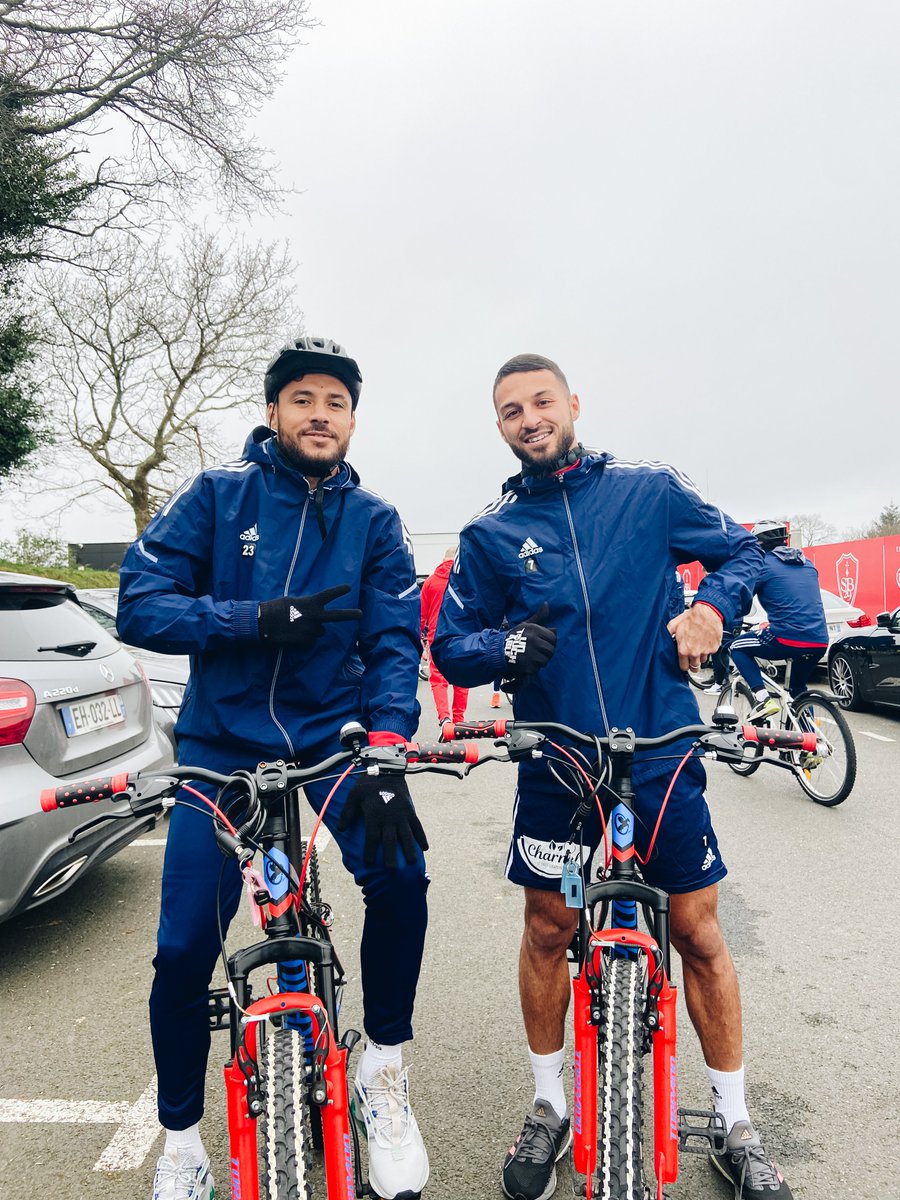 SB29's tweet photo. 𝗕𝗿𝗼𝘀 🇩🇿 https://t.co/SixAKRxaxL