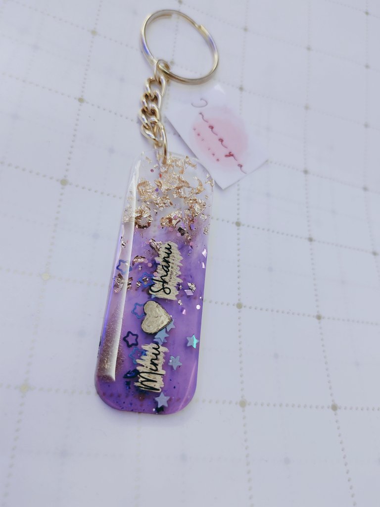 inaaya_art_lab's tweet image. #inaayaartlab #resinart #namekeychain #keychain