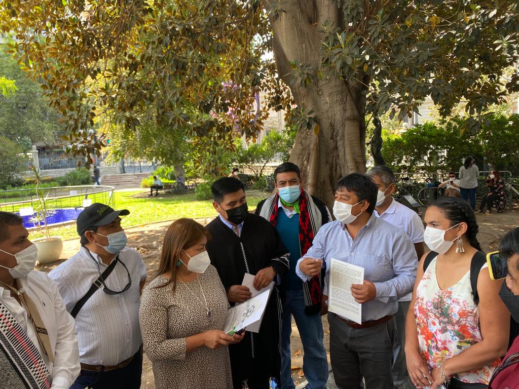 Alcalde_abb's tweet photo. Hoy, junto a mis peñi y lamgene entregando nuestras ideas a la #ConvencionConstitucional por que queremos ser reconocidos como identidad territorial Pewenche https://t.co/S1XP3BmsxM