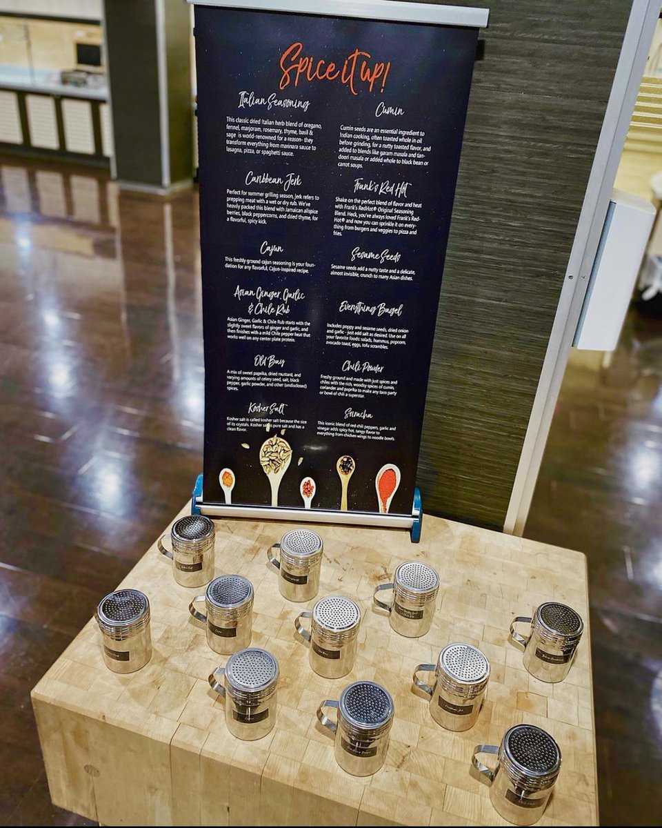 FHSUdining's tweet image. ✨spice it up✨ with our spice station in the dining hall!
.  .  .
Learn what spiced you can use as an alternative to salt in order to keep your heart healthy! 
.  .  .
#spiceitup #uatfhsu #hearthealthy