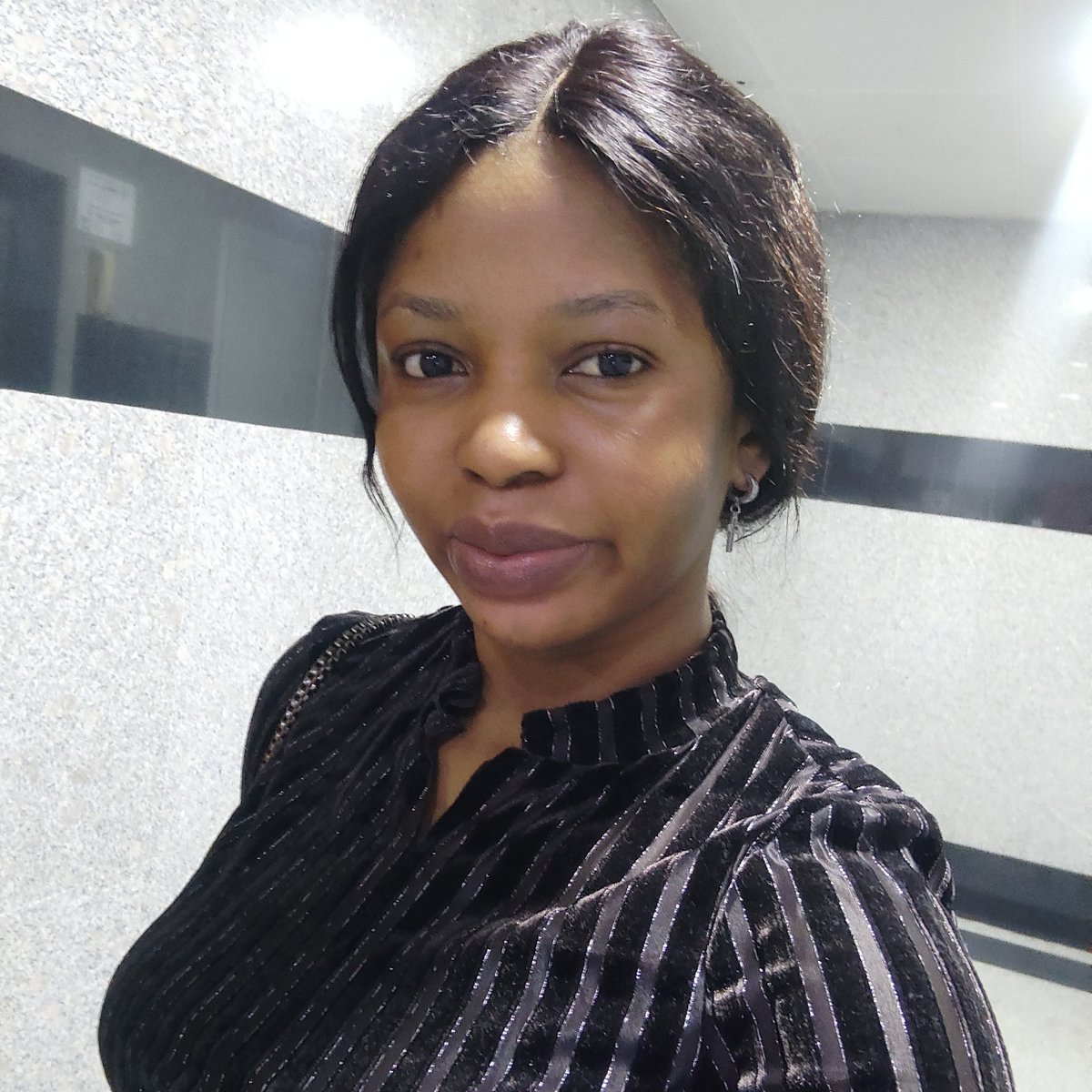 Yetundeasisat1's tweet photo. #NewProfilePic https://t.co/XKVzMzdzvf