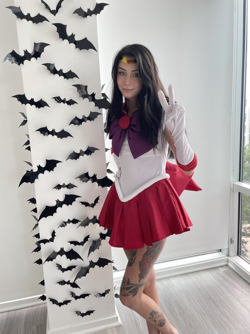 Fun fact! I filmed a creampie in this outfit! Who should I cosplay as next? https://t.co/21wHTnUVBM<a href="/tag/nnn"class="tags"><span>#nnn</span></a>