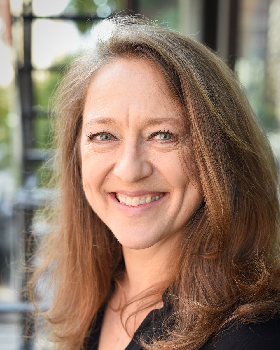 bode_nyc's tweet image. The ever-radiant Kathleen Brett brings a lightness to the practice that you just have to experience. You can find her classes peppered all over the schedule... at all three studios, plus on our Live Stream platform. You will LOVE her class!