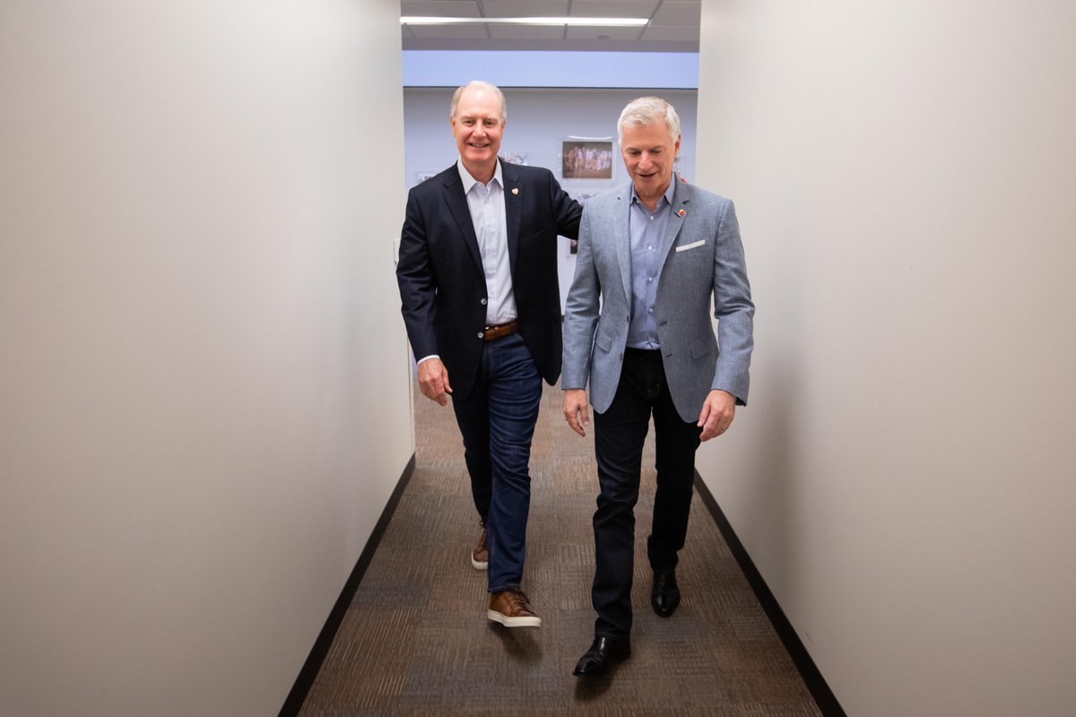 Gary Kelly tweet media