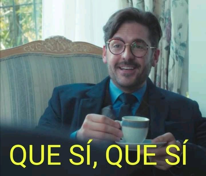 Alguien: Tan tarde te vas a acostar por ver "Café con aroma de mujer"??
Yo:

#cafeconaromademujer