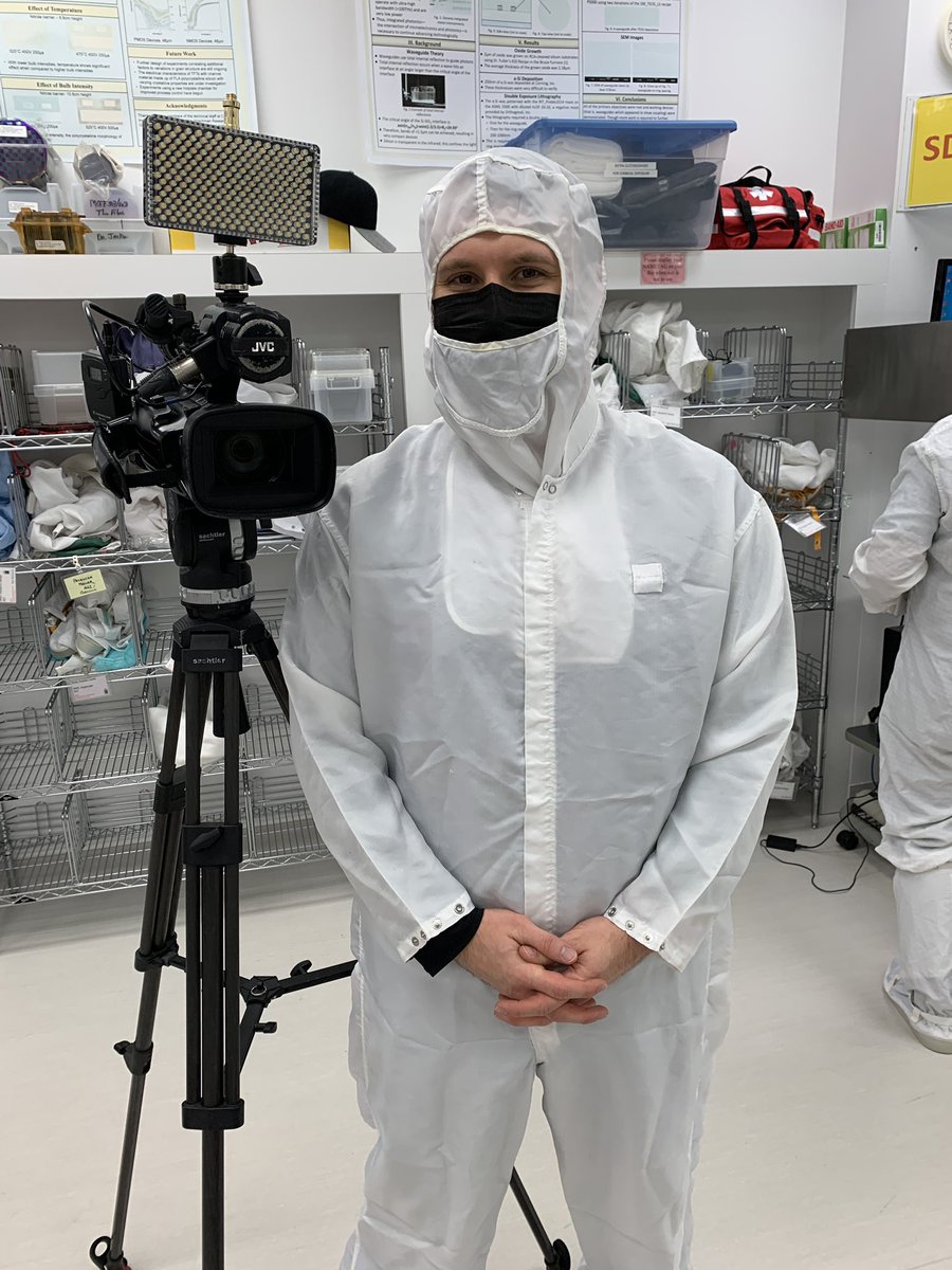 DJG_Music's tweet photo. Got a chance to spend a couple hours at RIT today, exploring how they teach students how to make semiconductors! The clean suit was a little claustrophobic, but I still wanted to get a photo with it on! #roc @News_8 https://t.co/vOSYSsxkll