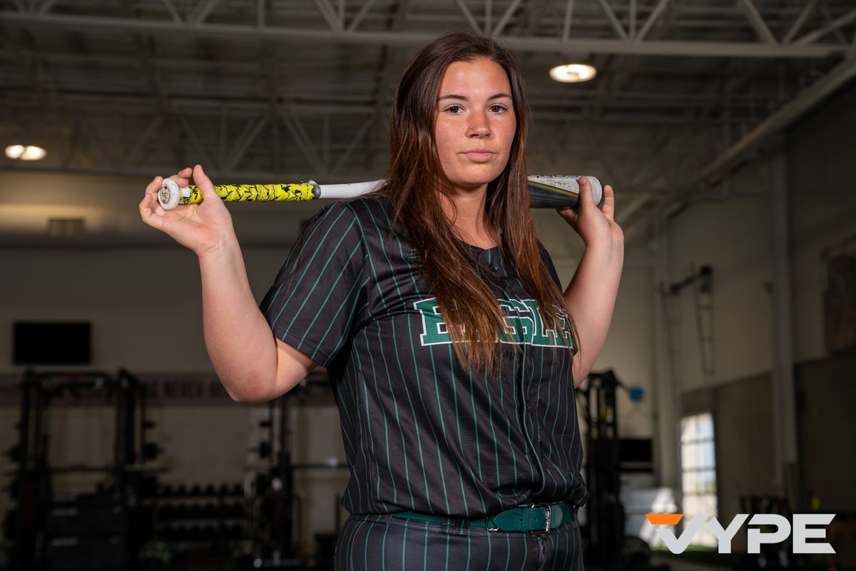 .<a href="/SunAndSkiSports/">Sun & Ski Sports</a> presents the VYPE DFW Preseason Public School Softball Player of the Year Fan Poll. Voting ends Monday, February 7 at 7 p.m.

Nominees (3/5):
<a href="/karmyn_bass/">karmyn bass</a> 
<a href="/ChayseFreeman/">chayse freeman</a> 
<a href="/bryton_wright/">Bryton Wright</a> 
@HuttonKamden
<a href="/AbbyMosley13/">Abby Mosley</a> 

VOTE: vype.com/FromTheWeb/pre…

#txhssb
