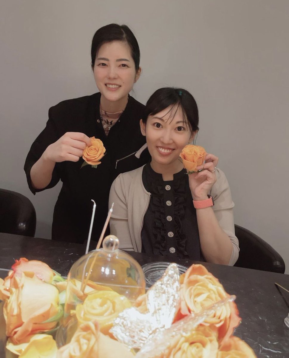 Mari82579682's tweet photo. 久しぶりに更新❤️

この前、大好きななっちゃんと🌹

#ete 
#庄司夏子 https://t.co/VEyip2tyhu
