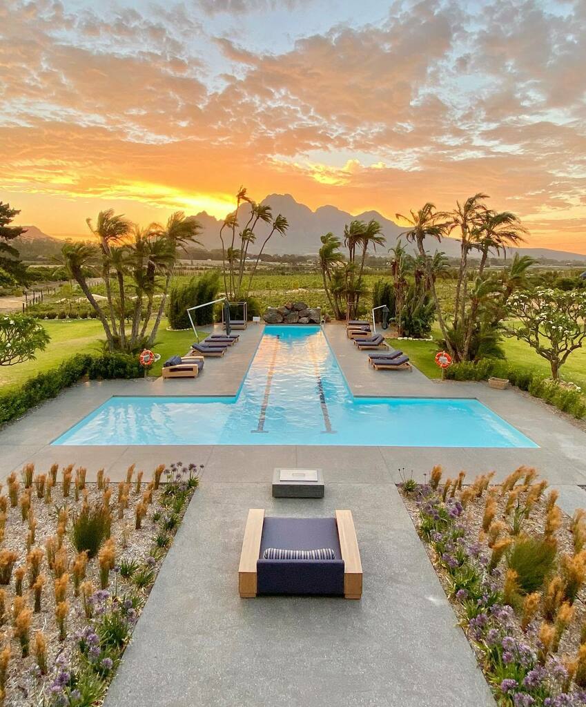 jaredincpt's tweet image. | Ludus Magnus
Entering the luxury arena of five-star hotels, @ludusmagnus_franschhoek makes a brave departure from a classic Winelands stay, offering something that even the word extraordinary, fails to do to justice.

Just off the R45 – a few minutes’ … instagr.am/p/CZcPctco20n/