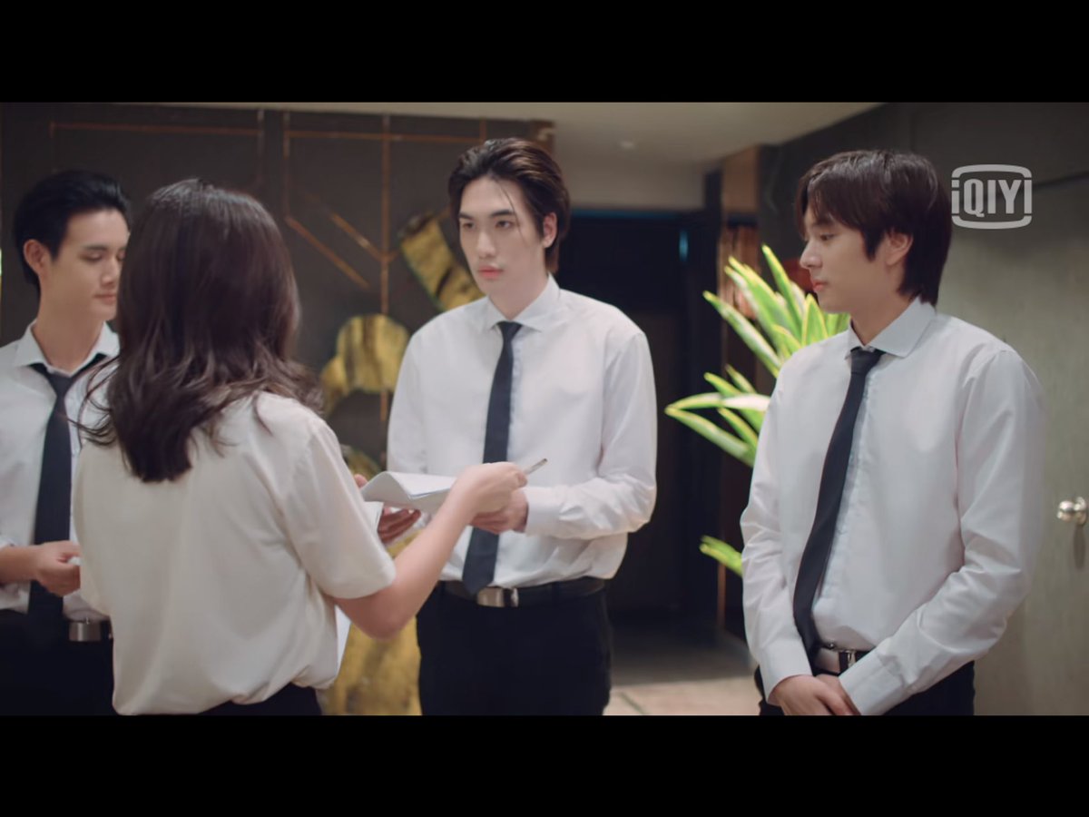 charu_isabelle's tweet photo. สายตาตั๋งคือตกหลุมรักอลิซไม่ไหวละนะ
#GenYss2EP7 https://t.co/cu2GBbUGRP