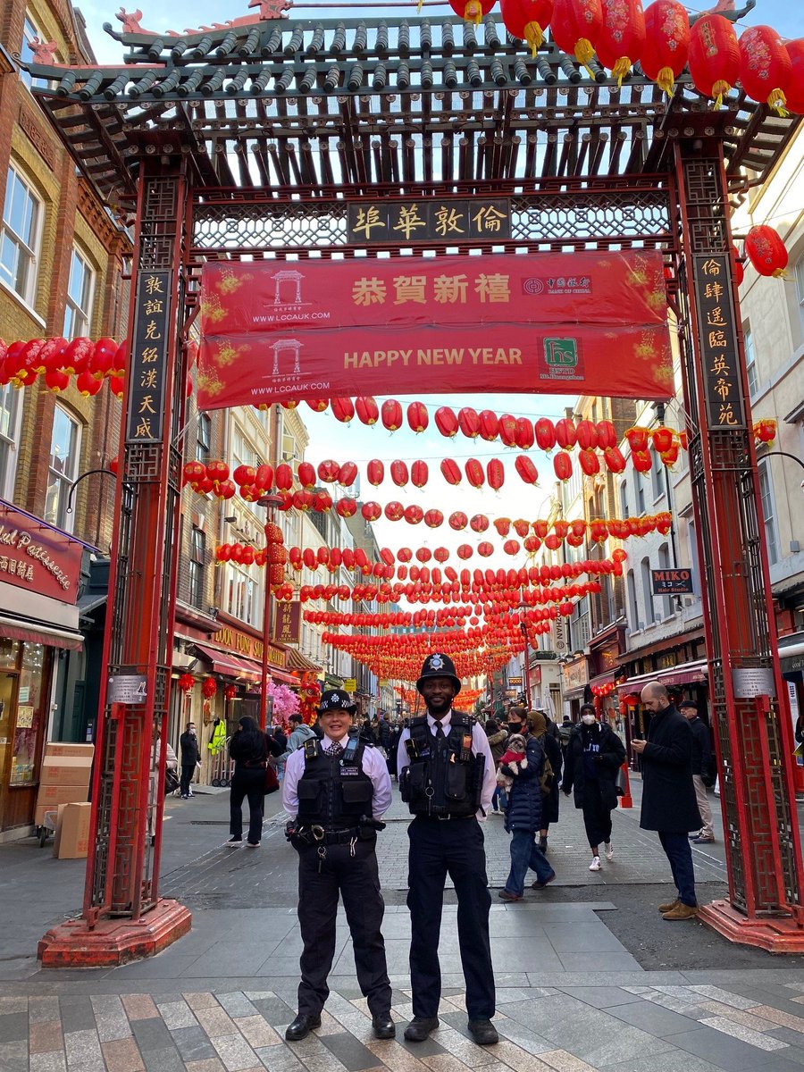 Tachbrook Officers assisted our colleagues @MPSWestEnd with the Royal Visit to Chinatown for the New Year celebrations. #HappyNewYear