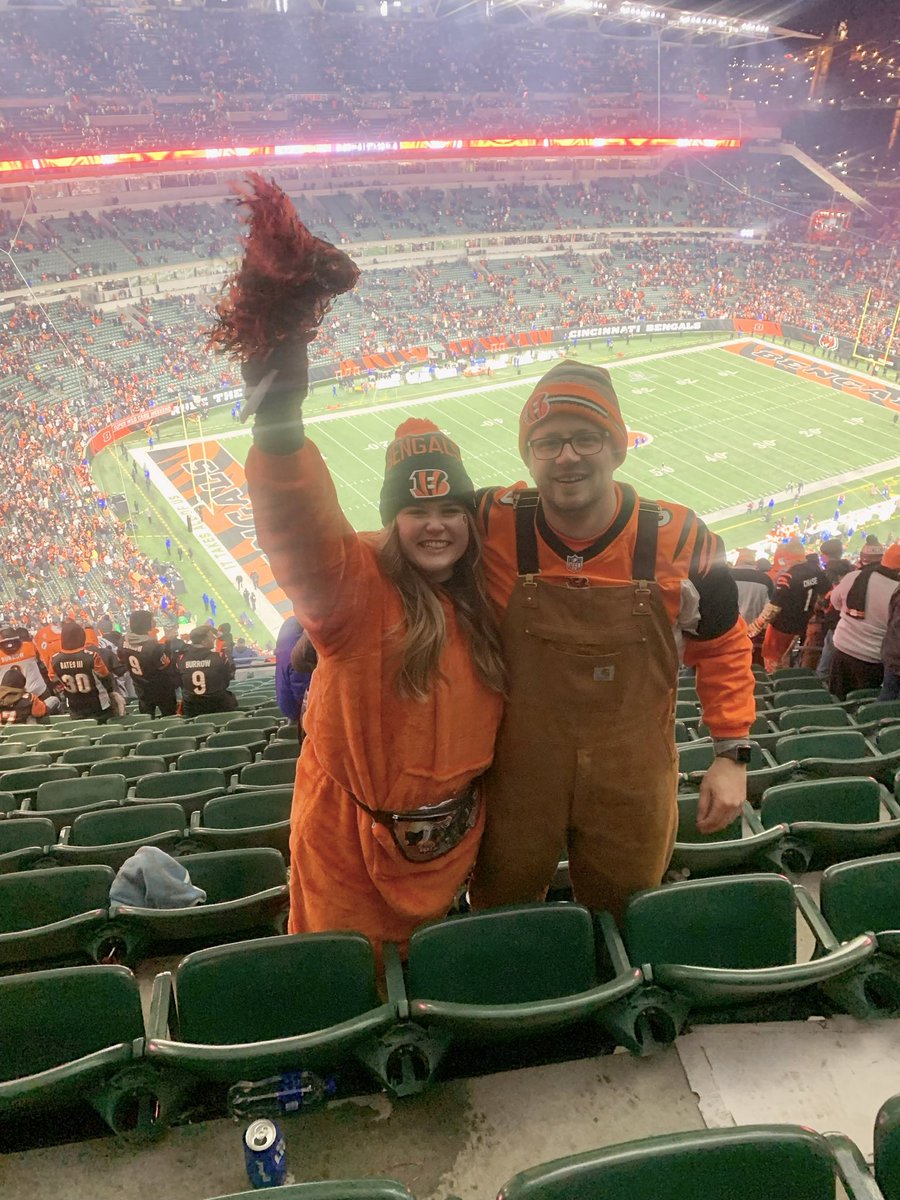 jodi_duccilli07's tweet photo. Going to shoot my shot because why not. My family LOVES the Bengals. My fiancée along with my brothers and cousins purchased a bengals bus for this season, and it has been incredible. A few of us even got tattoos Saturday for our team. I’m dying to go to this game. #WhoDey https://t.co/FzICIBGTjT