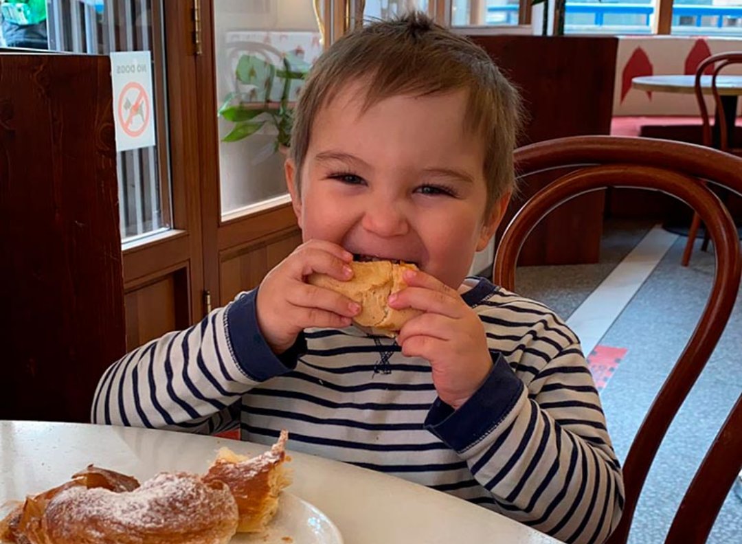 JucilInforma's tweet photo. ¿¿Sabéis quien es este pequeño?? Es Marco, el niño de 3 años que necesita de un donante para seguir con vida. Si aún no has ido a donar, ACUDE. El peque tiene solo 4 meses para encontrar a alguien compatible y si eres de Galicia y Badajoz, con más motivo. RETUIT
#TodosSomosMarco https://t.co/P3yGFWpBzS