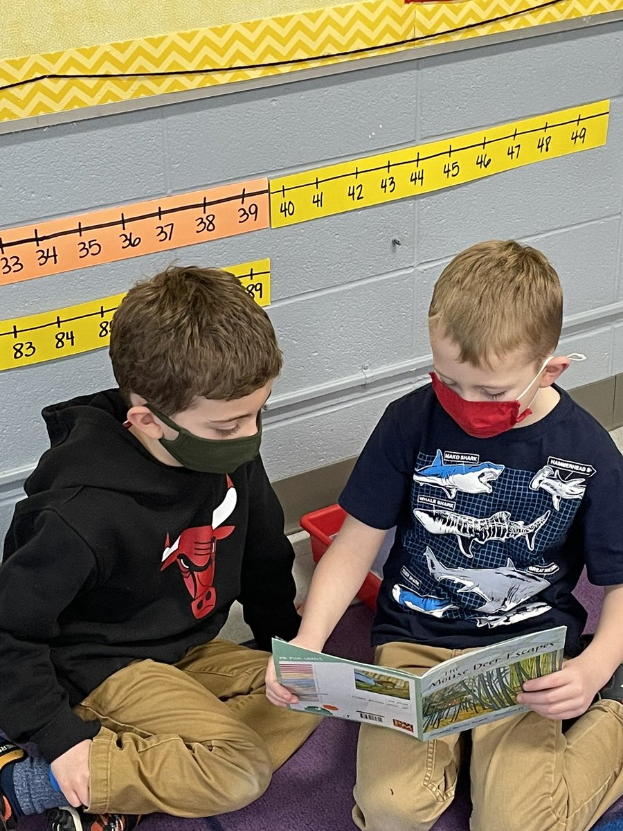 Another fantastic reading celebration in 1st grade! We read to kindergarten reading friends thank you <a href="/pietraszewski67/">Nikki Pietraszewski</a> for celebrating with us! @juliedombai @cherokeeinspires @findingjoy67