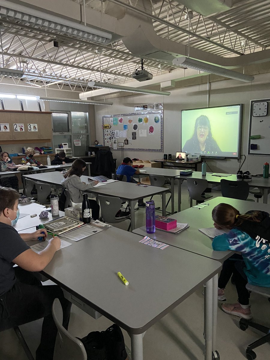 ashlynschutte's tweet photo. We @ElsieMironuck in grade 5/6 had the pleasure of listening to Rhonda Donais this morning to kick-off Indigenous storytelling month! Looking forward to our other sessions too! Thanks @OfficialRPL for organizing these awesome Zoom sessions! #storytelling @RegPublicSchool https://t.co/fpaGFp5782
