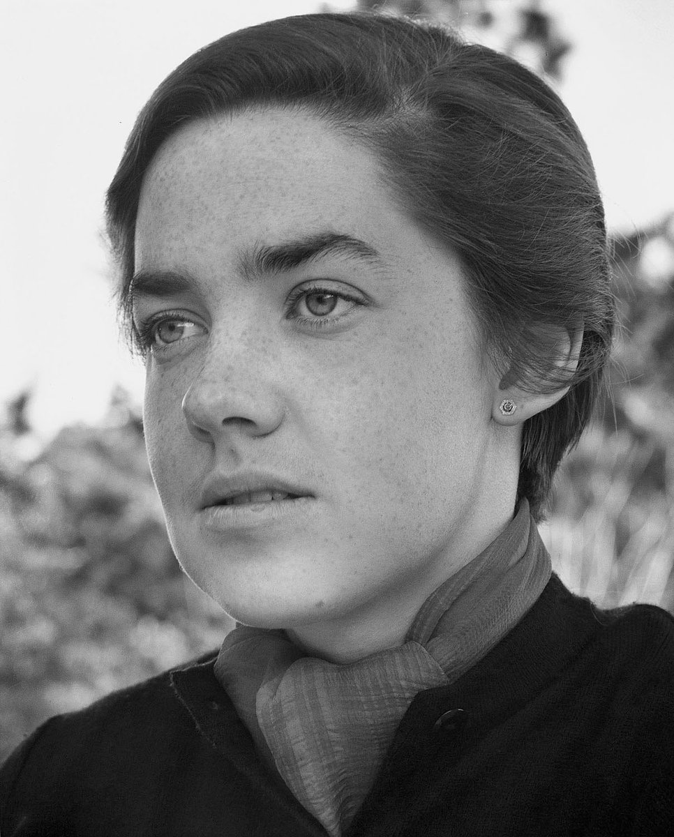 “SEPA USTED POR QUÉ ES MACHISTA”

Texto escrito por María Elena Walsh y publicado en la revista Humor en 1980.

[Hilo]