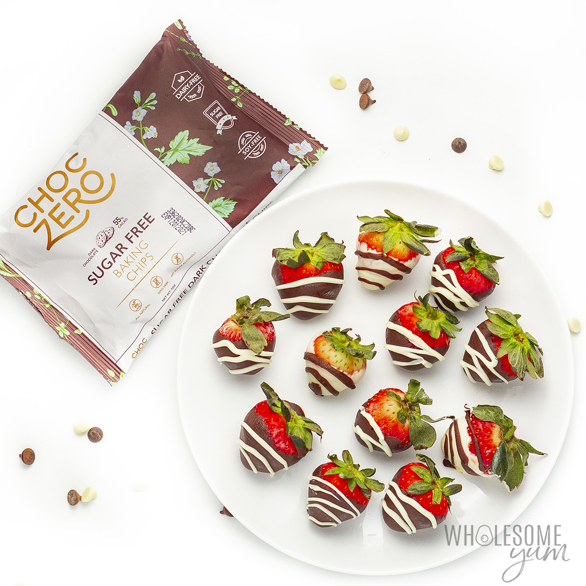 These chocolate covered strawberries are the perfect Valentine's Day treat! They're made with delicious 
<a href="/CHOCZERO/">ChocZero</a> chocolate chips and you won't believe they are sugar-free. 
Get the full recipe here: wholesomeyum.com/chocolate-cove…