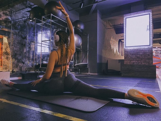 Do you like sport? 😋❤️&zwj;🔥 https://t.co/RIB0mymy2z