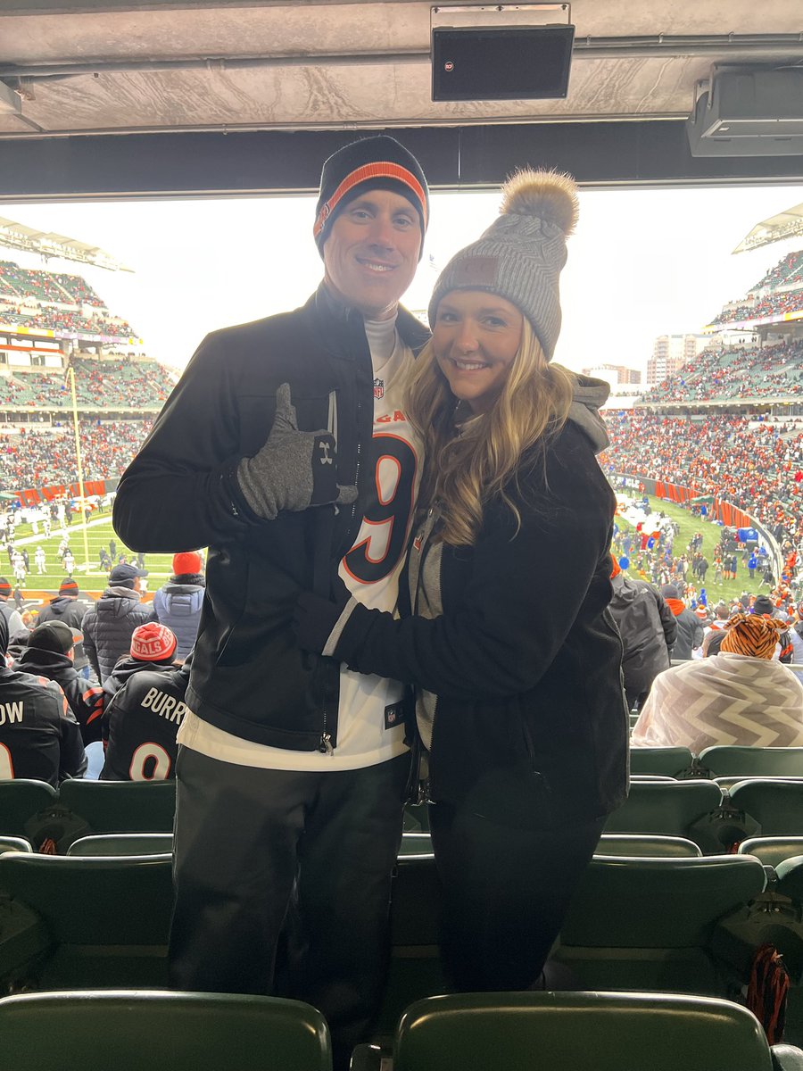 jamesmiracle's tweet photo. @JimIrsay Not likely to win since I might be the unluckiest person alive, but here is my wife and I at the home playoff game with all 4 kids. https://t.co/ZK1oMEgHHb
