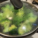 おいしいブロッコリーの調理法!薄く水をはったフライパンで!