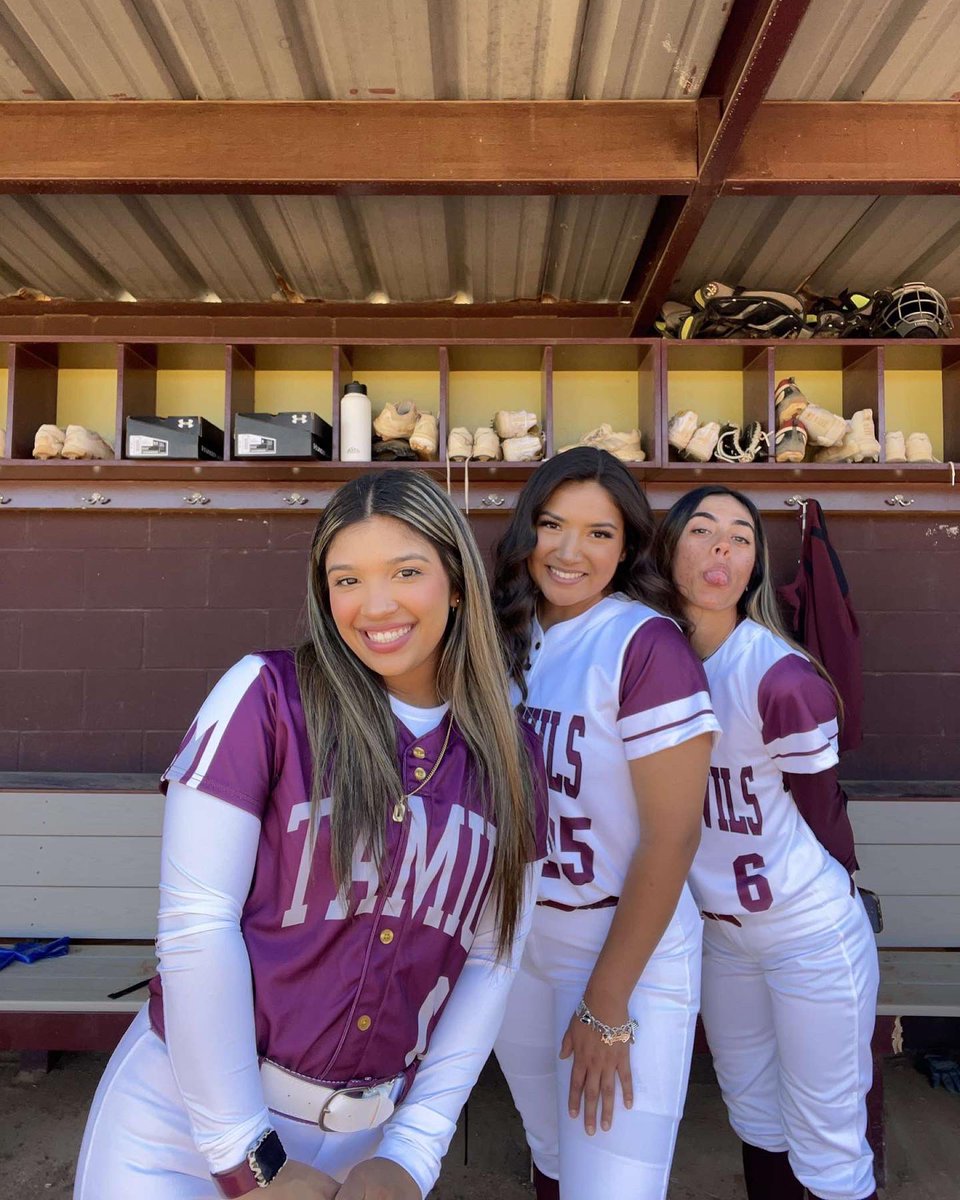 Year 2 with my favorite girls🤘🏼🌪  #dustem #tamiusoftball