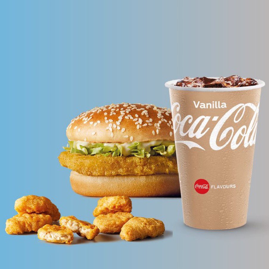 mcdaonolds's tweet photo. Giving away cash prizes at every maccas mint milestone! 

$1000 at 100 minted 
$2000 at 1000 minted 
$3000 at 2000 minted 

One address per milestone will take home the win. #DAOs #McDonaldsHacks #NFT https://t.co/ciw1p83lFH