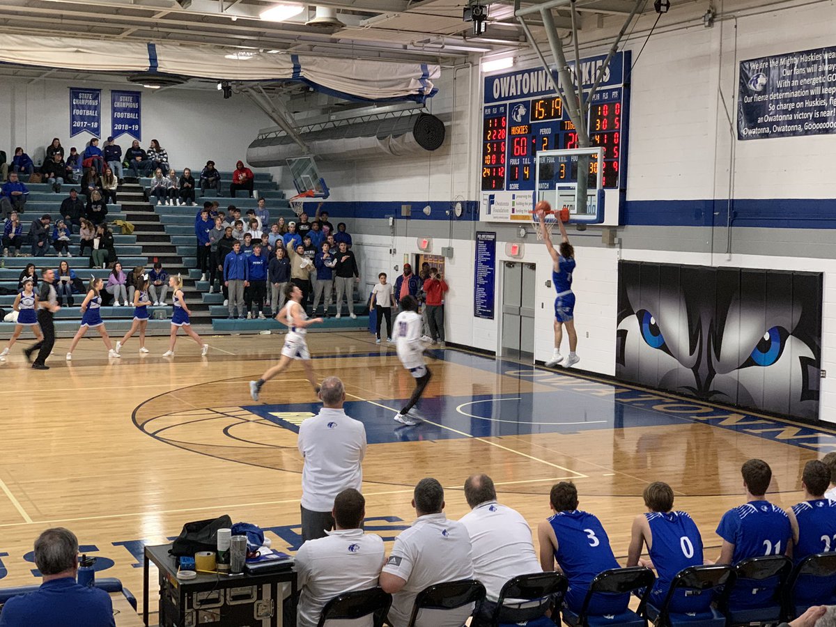 <a href="/bwilliams_2022/">Brayden Williams</a> can you say high flying ? Fun to watch!! <a href="/ohsoffice/">Owatonna High School</a>
