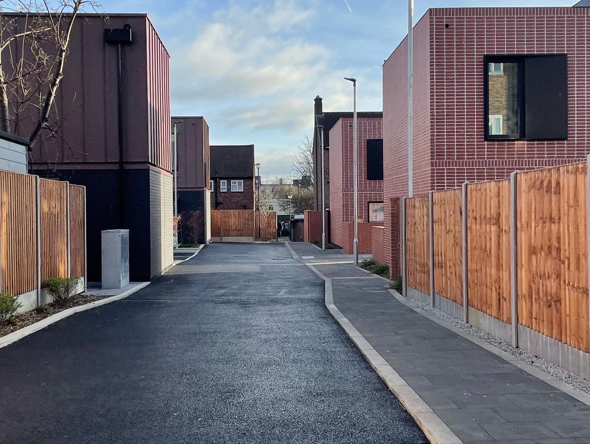 Dan Thorpe tweet media