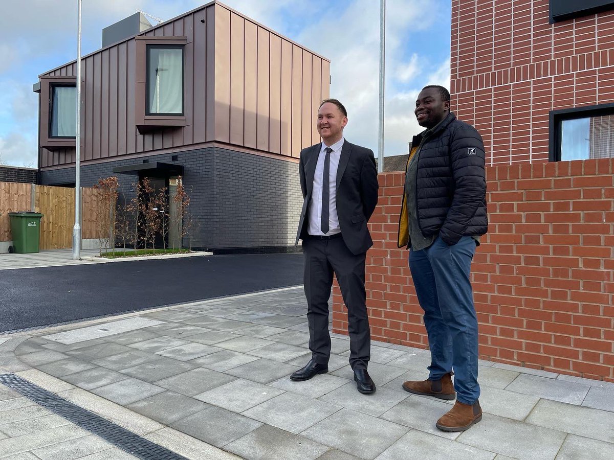 Dan Thorpe tweet media