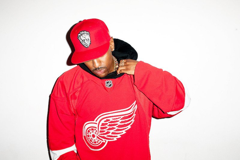 Detroit red wings jersey tupac