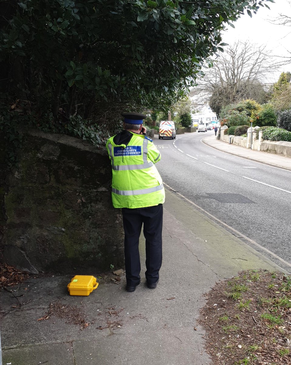 Paignton Neighbourhood Officer conducted speed monitoring in Totnes Road, following complaints from residents. The speed limit at this location is 30mph. Further checks will be carried out in the future. #PCSO #fatalfive