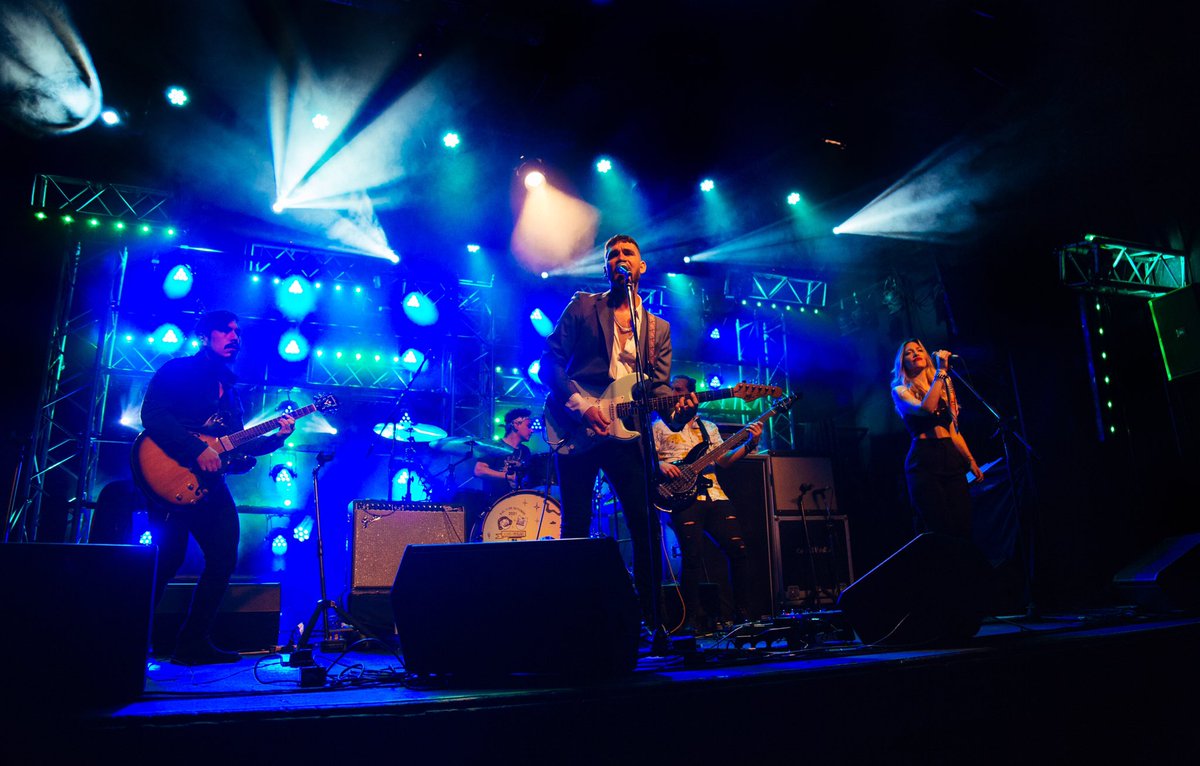 tomasberberian_'s tweet photo. Postales del show del Festival Ciudad Emergente en @LaTrastiendaBA 🌵���� @datacultura @FestivalesGCBA 
PH.: Aitor Fernández https://t.co/rJcrCLCPk5