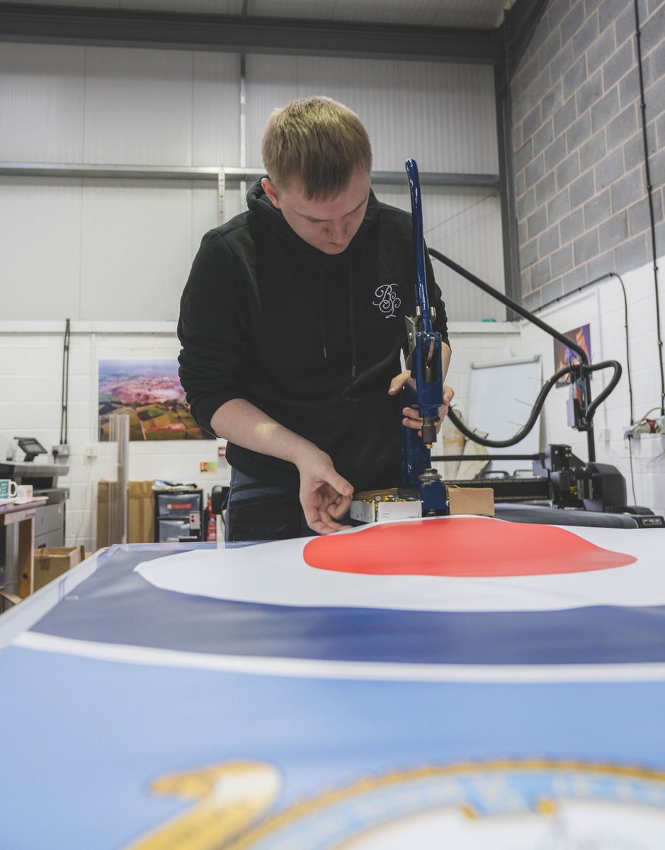 Have you been dreaming about what the shop floor looks like here at Design Xpress? We thought you had 😉

Take a look at these pics of our epic machines and brilliant team totally in the zone, below…

CUTTING edge, if we do say so ourselves.

#printers #design #largeformatprint