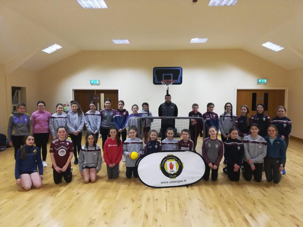 Our under 12 and under 14 girls teams had a super coaching session this week from Ulster GAA Council Coach  Shane McCann.
GRMA to both Shane and the Ulster Council. ⚽️🏃🏻‍♀️ <a href="/DownLGFA/">Down-LGFA</a>