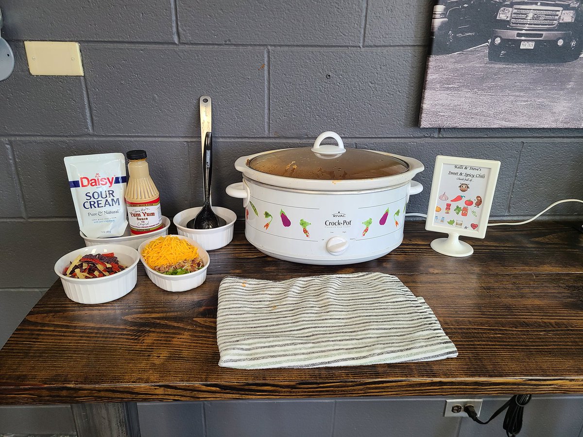 SuperGamesOH's tweet photo. Chili Cook Off for lunch today! Lots of tasty spreads 🍽 https://t.co/Rwrqzs9ae1