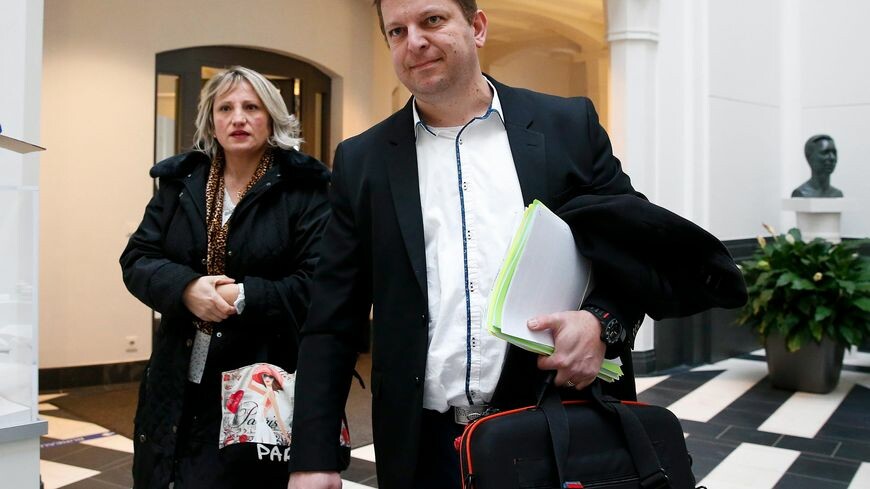 icilorraine57's tweet photo. #Luxleaks : le messin Raphaël Halet devant la justice européenne
➡️ https://t.co/0kwZGRqs7V https://t.co/0d1WJsQN5u
