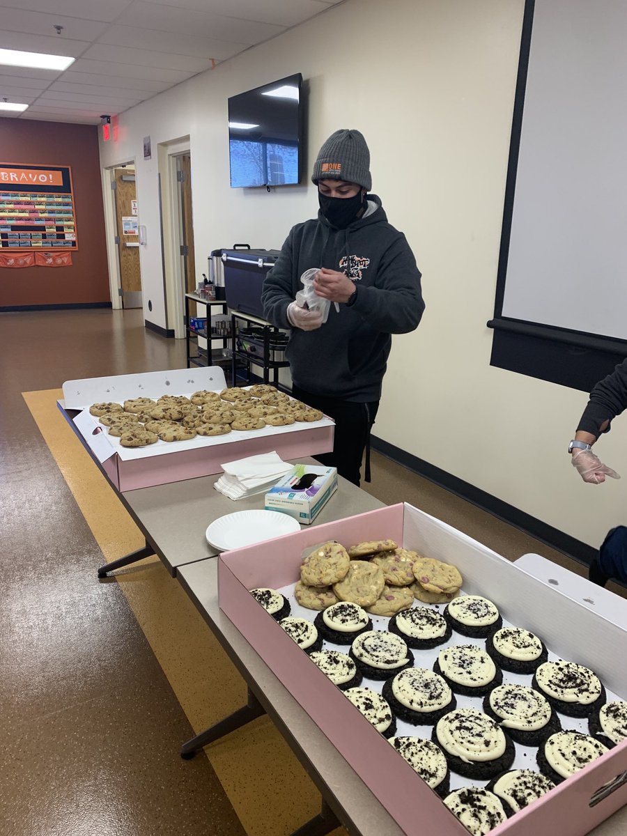 Get your Crumbl on. Celebrating 430 days safe with some Crumbl cookies. # safety takes everyone ⁦<a href="/BerniceBiasca/">Bernice Biasca</a>⁩ ⁦<a href="/lmh839/">Lisa Coplen</a>⁩