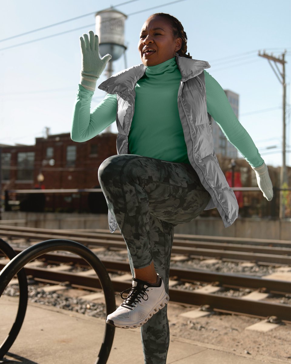 Athleta's tweet photo. For Black History Month, each week we will #HoldTheSpace for four incredible women. First, we welcome Michelle Grady from @RURYPE. She is committed to inspiring &amp; educating women of color on their journey towards living a healthy lifestyle. Read more here: https://t.co/ZLbTqApfg1 https://t.co/nsmt5wjw5g