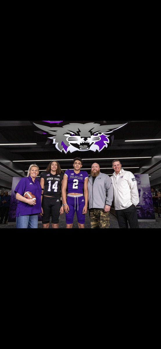 trajanhansen006's tweet photo. Can’t wait to be apart of something special. Grateful for this opportunity.            #commited😈                                                @weberstatefb @ursua05 @Matty_AhYou @CoachJayHill https://t.co/4JD4cBaF2g