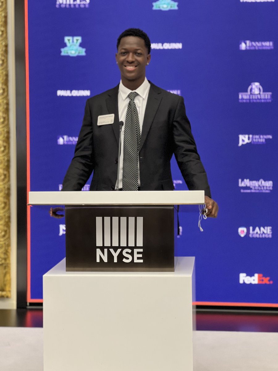 ngachoffat's tweet image. RT @PaulQuinn1872: Tune in at 3 pm CT as President @MichaelSorrell and Paul Quinn student, Ehud Enagbare, ring the @NYSE closing bell with @FedEx! #NationBuilding150 #StudentAmbassadorProgram

nyse.com/bell