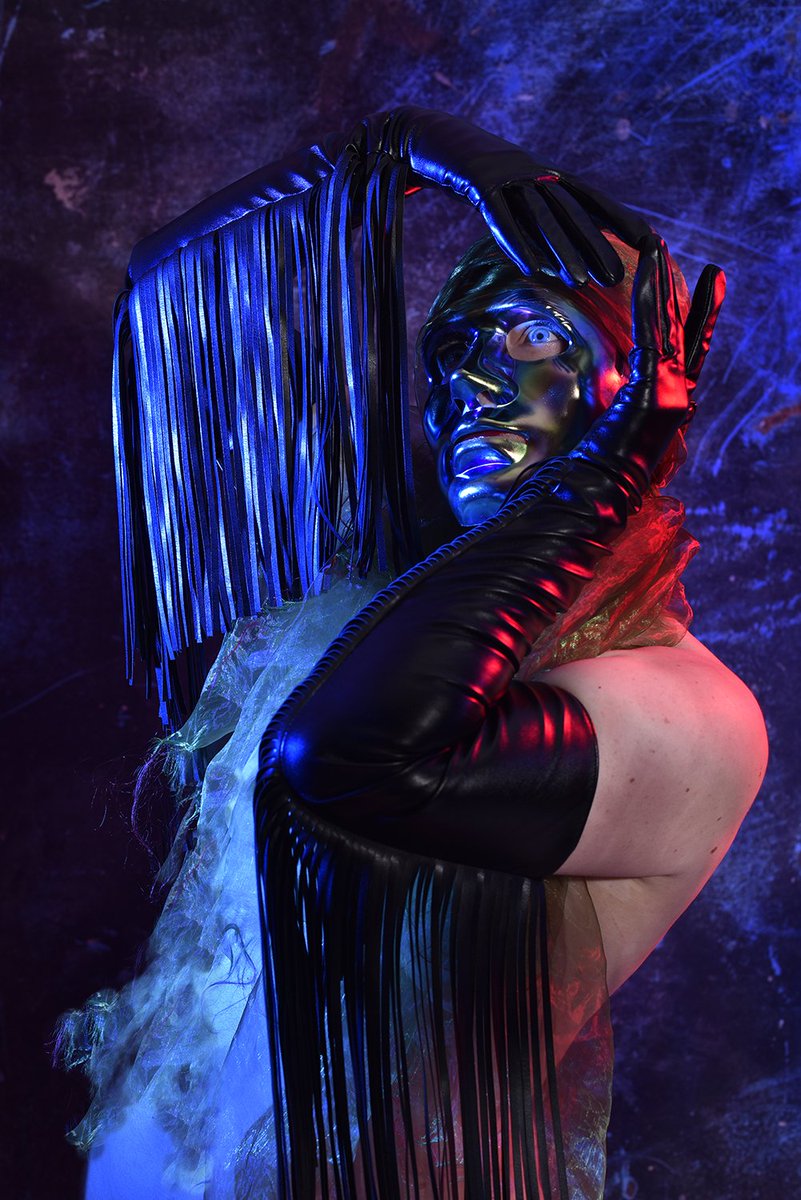 AntoineDeratte's tweet photo. Modèle #photographie #art #portrait #bodypainting https://t.co/FASgzqU3Mn