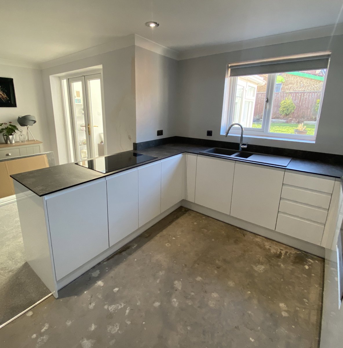 KAFITINTERIORS's tweet image. 5 day transformation for a customer!
@BandQ #BandQ
#CompactLaminate
#Handleless