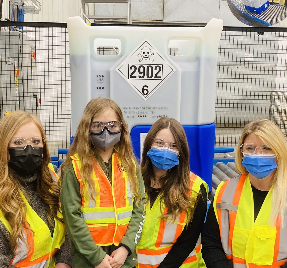 b_keenleyside's tweet photo. A sneak peek into the @BASFCanada Liberty Facility in Regina, Sk. W/@AboutAgWithMady. To see and learn more about how Liberty and various other BASF products are formulated right here in Sask tune in to our Knowledge Harvest event Feb 10th! DM me, @sarhingg @ReaKelli for invite! https://t.co/EDsYY7LPcw