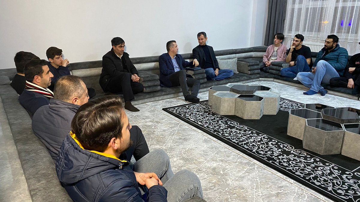 midyataihl's tweet photo. Sayın Ahmet SOLMAZ Kamptaki Öğrencilerimizi Ziyaret Etti.
İlçe Milli eğitim müdürümüz Sayın Abdulkadir ALTAY ve Okul Aile Birliği Başkanımız Sayın Hüseyin YÜCEL de İlçe Kaymakamımıza eşlik ettiler.@mardinilmem @midyatilcemem @haldehs https://t.co/y9PadnA270