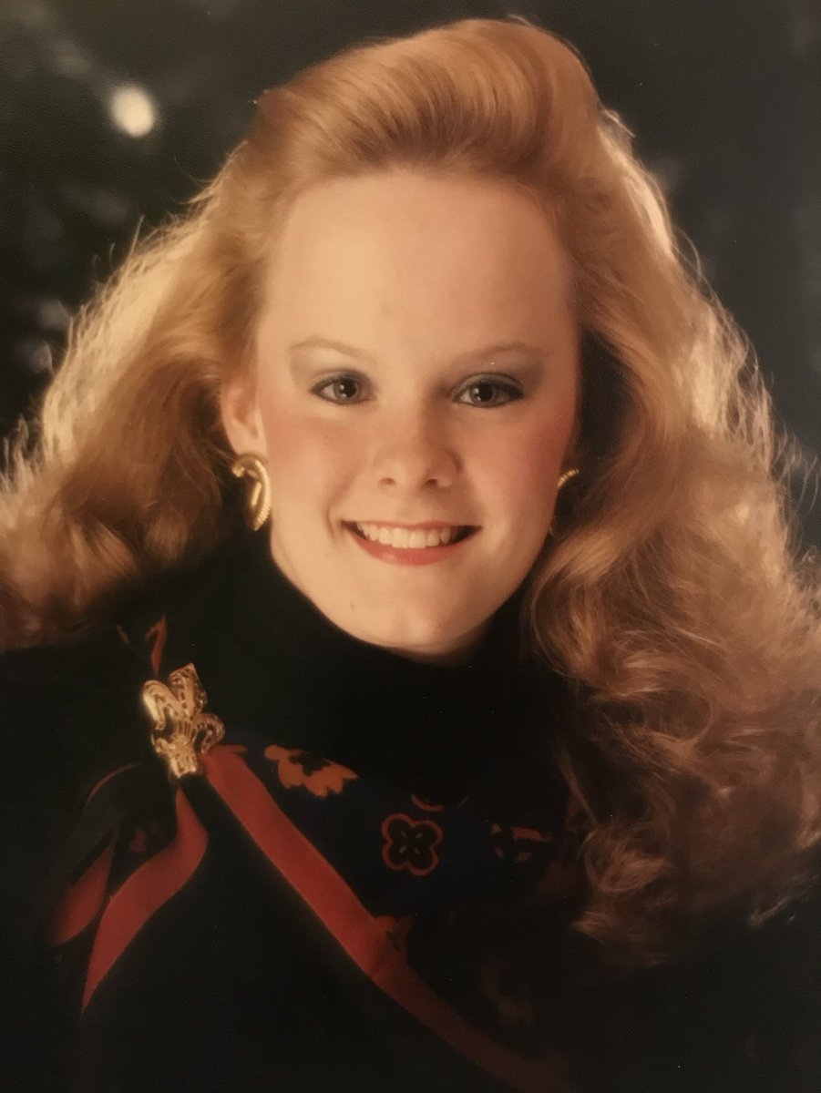 sloannrogers's tweet photo. @DannyDeraney 1989! My senior yearbook photoโฆ๐ #bigbangs #bighair #hotrollers https://t.co/sYurUKuUbf