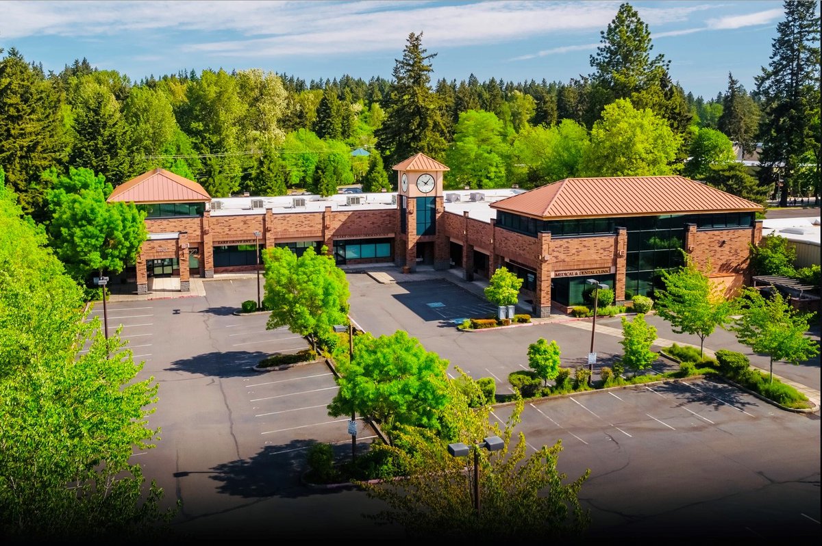 Today marks the grand opening of our new home at 17704 Jean Way, Suite 110 Lake Oswego, OR, 97035!
This brand new 7,500 square feet facility is equipped with the most advanced cutting-edge orthopedic technology! #moving #orthopedics