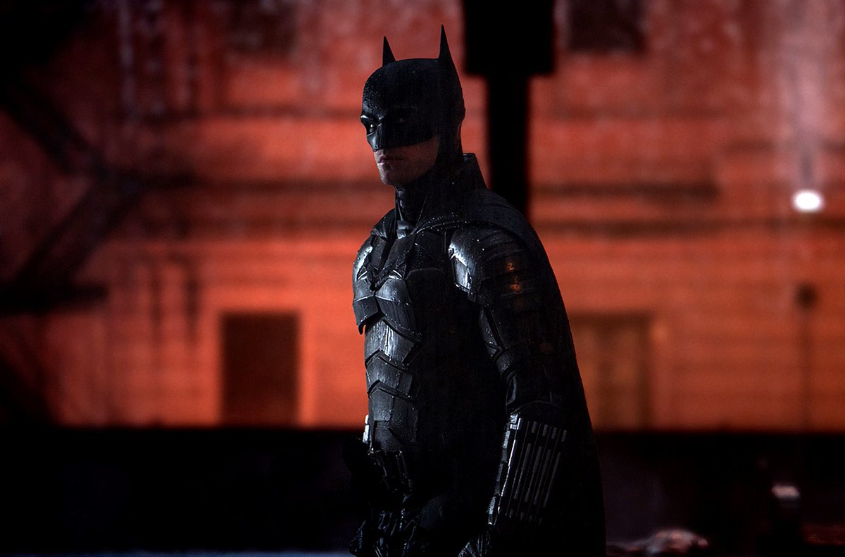 DCComicsARG's tweet photo. Robert Pattinson se refirió sobre el fenómeno BATMAN en Twitter para Movie Plus:

“Parece que #TheBatman es una de las únicas películas que ves al azar en Twitter, la vi ayer y de repente se convirtió en tendencia sin ninguna razón. Hay una base de fans que está muy, muy viva”. https://t.co/XbVtglktHg